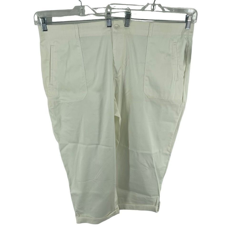 Westport Women's Capri Pants Cuffed Hem Mid Rise Signature Fit Cream Size 24W